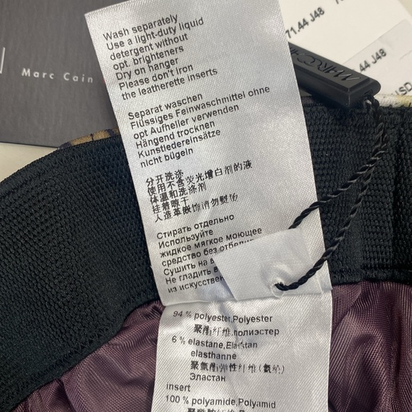 (B47) Marc Cain Print Pencil Midi Skirt Pleat Detail on back, Floral, Size 8,NWT - Picture 8 of 8